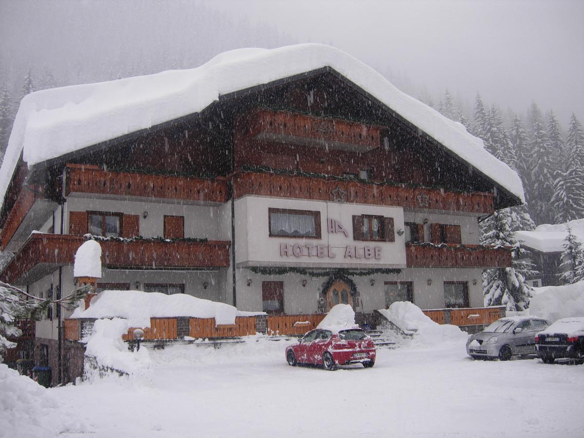 Hotel Albe Rocca Pietore Exterior photo